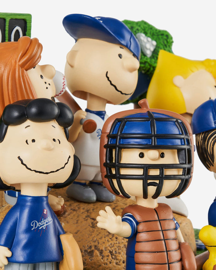 Los Angeles Dodgers Peanuts Gang Baseball Field Mini Bobblehead Scene FOCO - FOCO.com