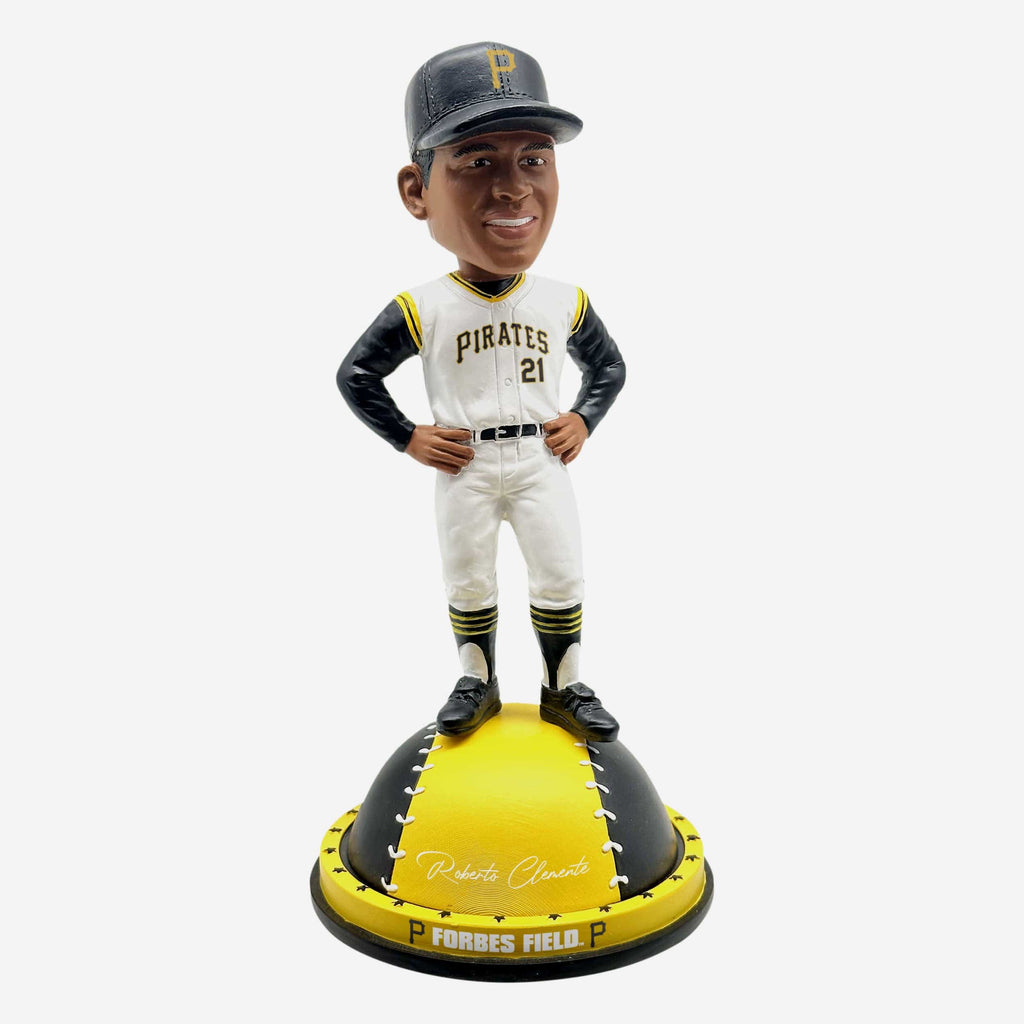 Roberto Clemente Pittsburgh Pirates Magnetic Stadium Base Bobblehead FOCO - FOCO.com