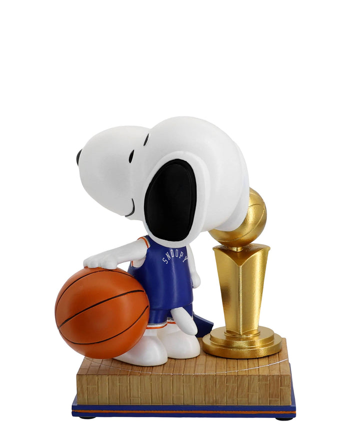 New York Knicks 2026 NBA Champions Snoopy Peanuts Bobblehead FOCO - FOCO.com