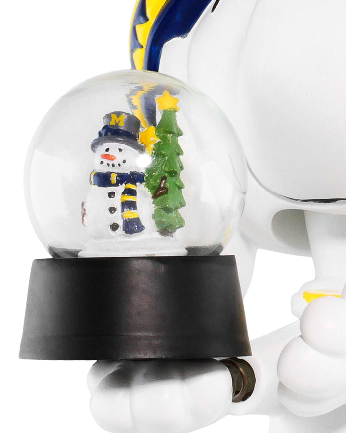 Michigan Wolverines Snoopy Peanuts Snow Globe Bobblehead FOCO - FOCO.com