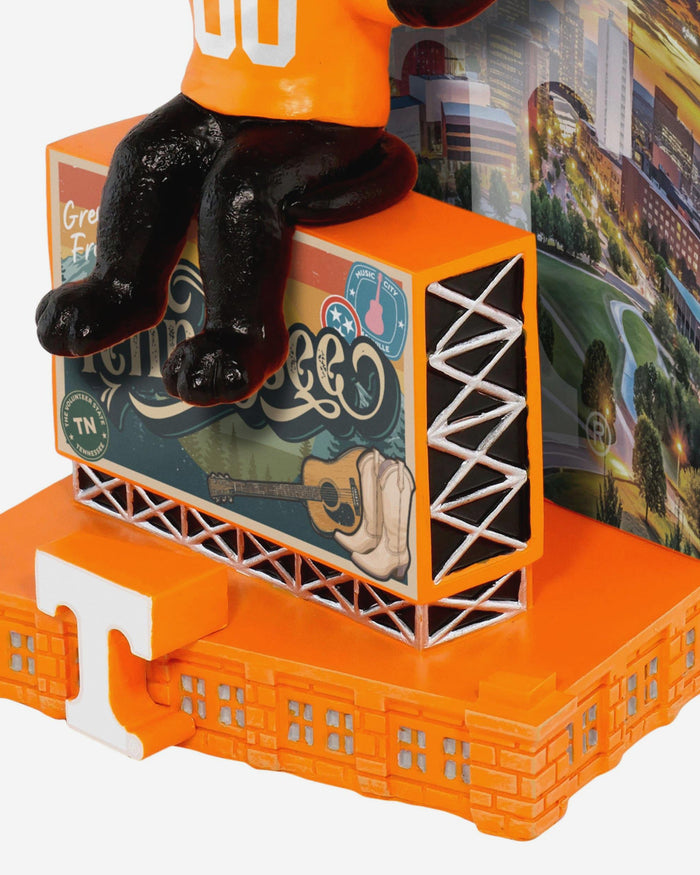 Smokey Tennessee Volunteers Greetings From Mascot Bobblehead FOCO - FOCO.com
