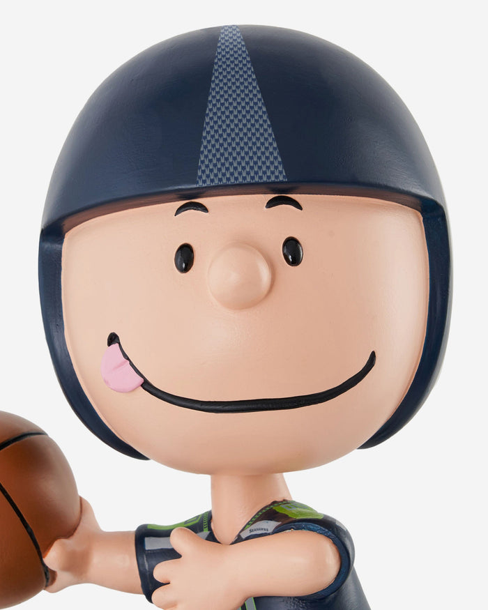 Seattle Seahawks Charlie Brown Peanuts Bighead Bobblehead FOCO - FOCO.com