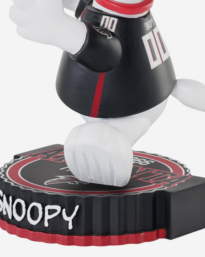 Atlanta Falcons Snoopy Peanuts Bighead Bobblehead FOCO - FOCO.com