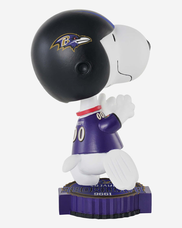 Baltimore Ravens Snoopy Peanuts Bighead Bobblehead FOCO - FOCO.com