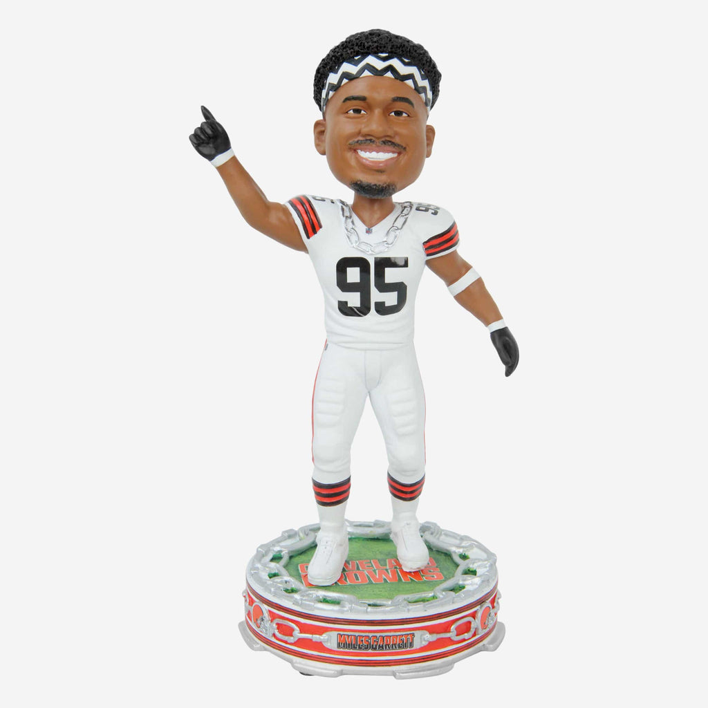 Myles Garrett Cleveland Browns Turnover Chain Gamebreaker Bobblehead FOCO - FOCO.com