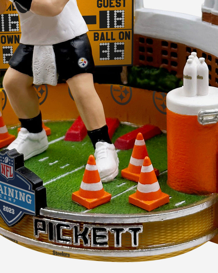 Kenny Pickett Pittsburgh Steelers 2023 Training Camp Mini Bobblehead Scene FOCO - FOCO.com
