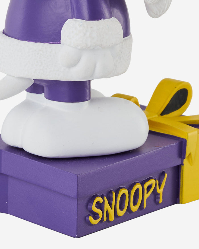 Minnesota Vikings Snoopy & Woodstock Peanuts Christmas Special Bobblehead FOCO - FOCO.com