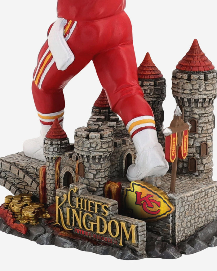 Patrick Mahomes Kansas City Chiefs Kingdom Bobblehead FOCO - FOCO.com