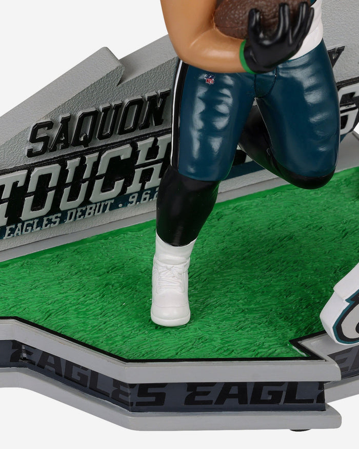 Saquon Barkley Philadelphia Eagles Debut Gamebreaker Bobblehead FOCO - FOCO.com