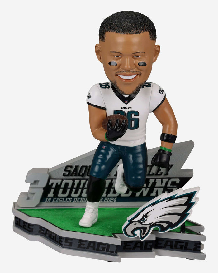 Saquon Barkley Philadelphia Eagles Debut Gamebreaker Bobblehead FOCO - FOCO.com