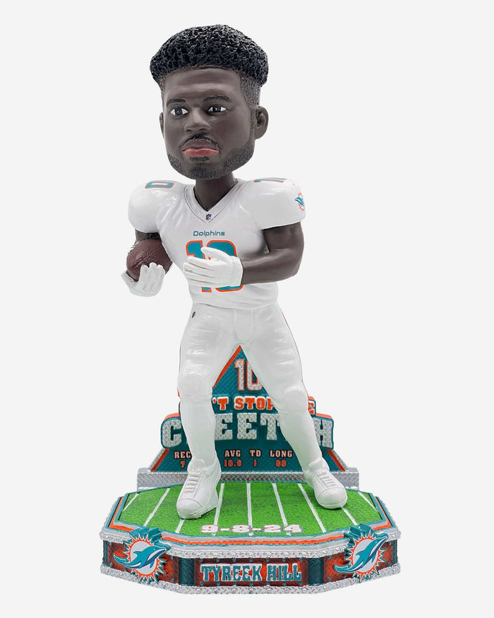 Tyreek Hill Miami Dolphins Gamebreaker Bobblehead FOCO - FOCO.com