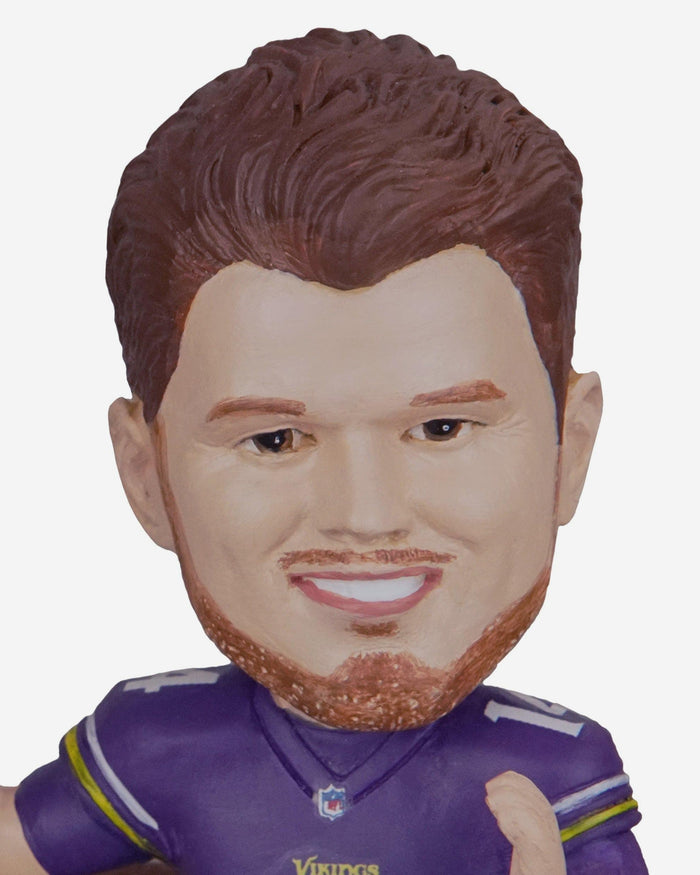 Minnesota Vikings Gamebreaker Mini Bobblehead Scene FOCO - FOCO.com