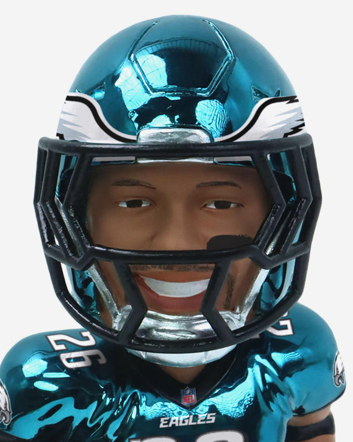 Saquon Barkley Philadelphia Eagles Electroplated Edition Bobblehead FOCO - FOCO.com