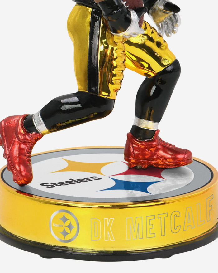 DK Metcalf Pittsburgh Steelers Electroplated Edition Bobblehead FOCO - FOCO.com