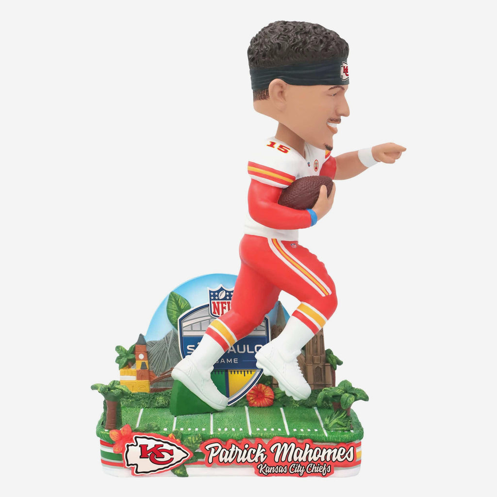 Patrick Mahomes Kansas City Chiefs 2025 International Game Bobblehead FOCO - FOCO.com