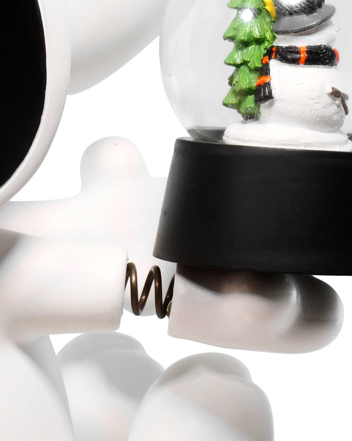 Cincinnati Bengals Snoopy Peanuts Snow Globe Bobblehead FOCO - FOCO.com
