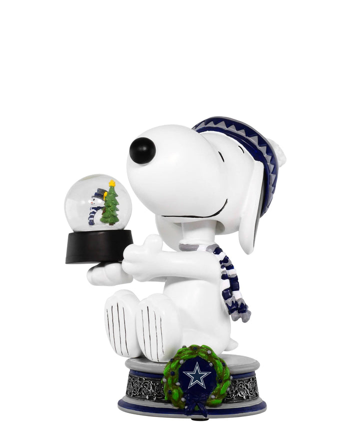 Dallas Cowboys Snoopy Peanuts Snow Globe Bobblehead FOCO - FOCO.com