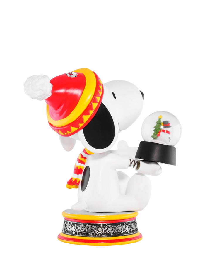Kansas City Chiefs Snoopy Peanuts Snow Globe Bobblehead FOCO - FOCO.com