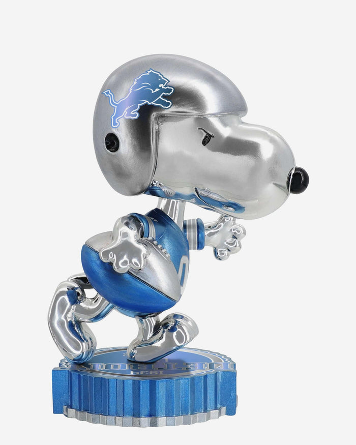 Detroit Lions Snoopy Peanuts Electroplated Medium Bighead Bobblehead FOCO - FOCO.com