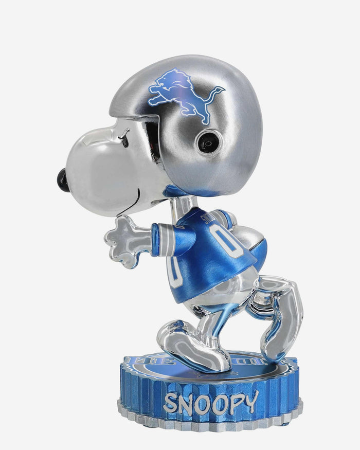 Detroit Lions Snoopy Peanuts Electroplated Medium Bighead Bobblehead FOCO - FOCO.com