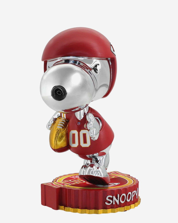Kansas City Chiefs Snoopy Peanuts Electroplated Medium Bighead Bobblehead FOCO - FOCO.com
