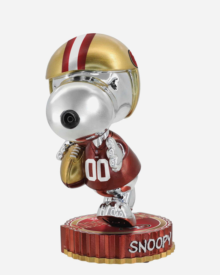 San Francisco 49ers Snoopy Peanuts Electroplated Medium Bighead Bobblehead FOCO - FOCO.com