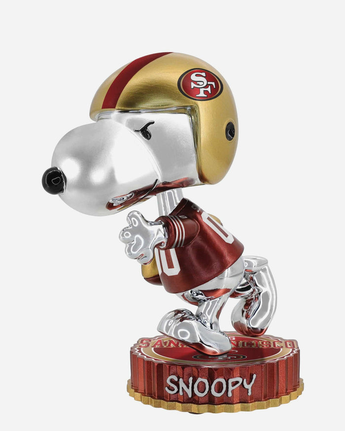San Francisco 49ers Snoopy Peanuts Electroplated Medium Bighead Bobblehead FOCO - FOCO.com