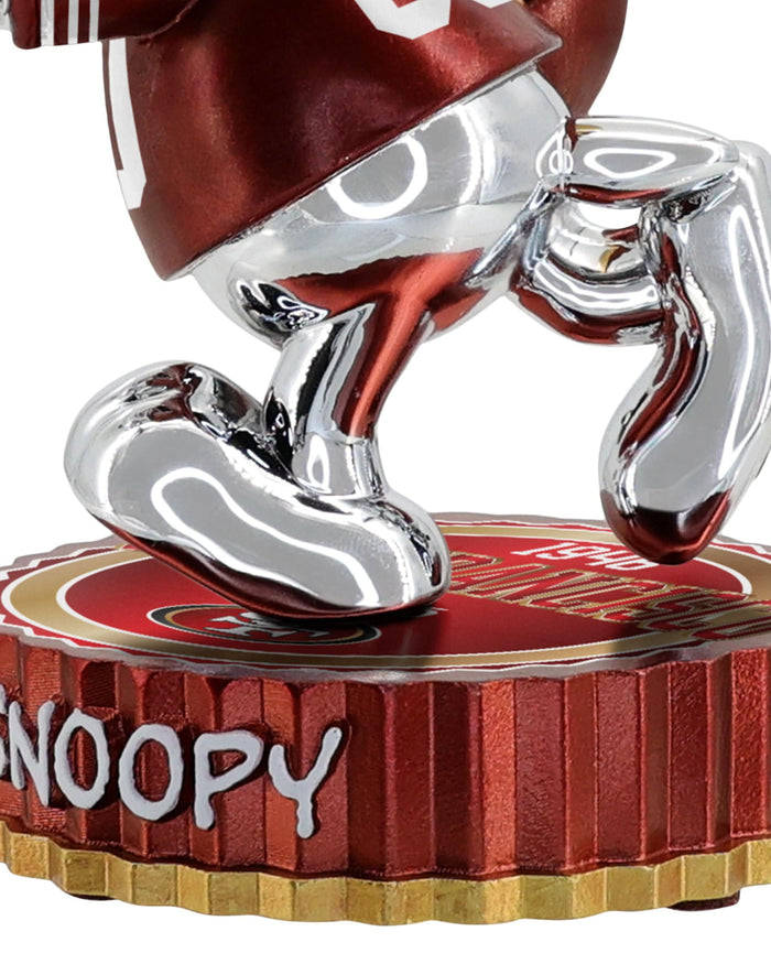 San Francisco 49ers Snoopy Peanuts Electroplated Medium Bighead Bobblehead FOCO - FOCO.com