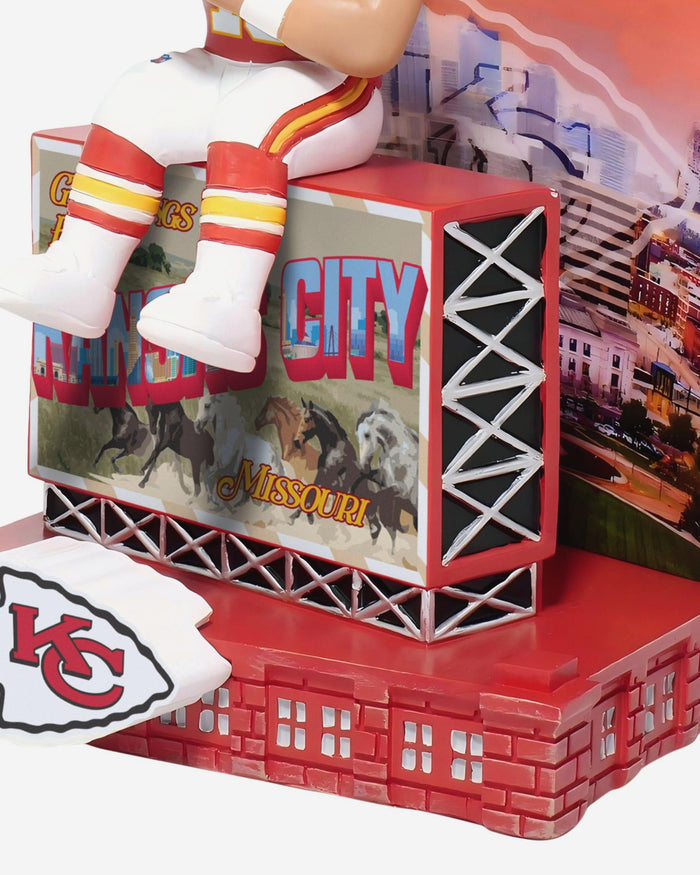 Patrick Mahomes Kansas City Chiefs Greetings From Bobblehead FOCO - FOCO.com