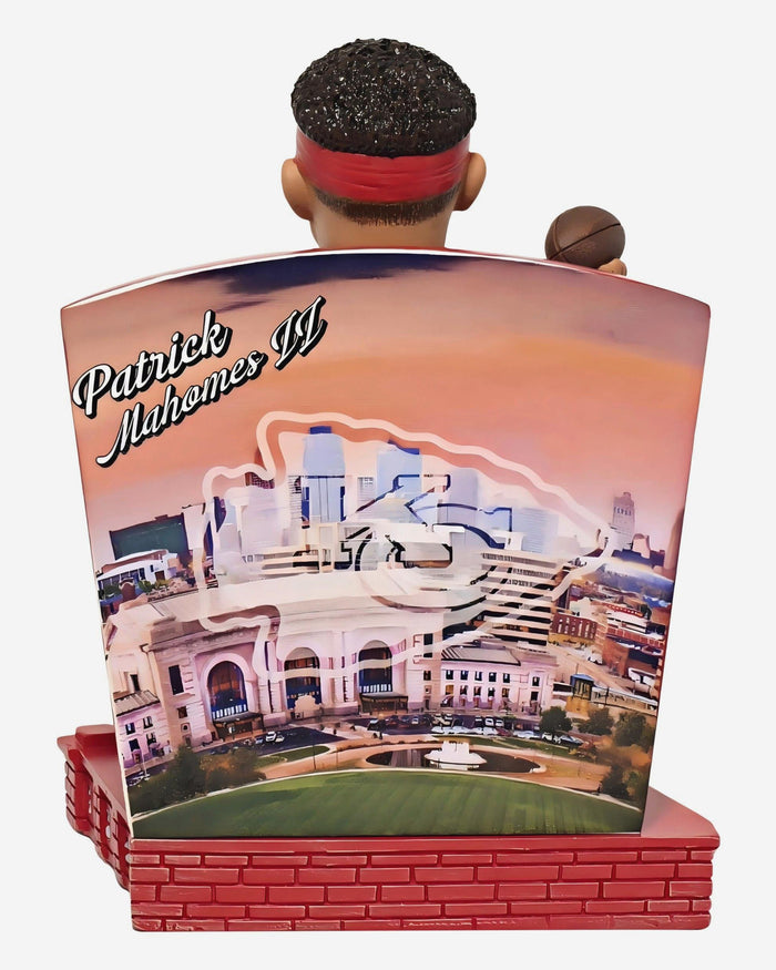 Patrick Mahomes Kansas City Chiefs Greetings From Bobblehead FOCO - FOCO.com