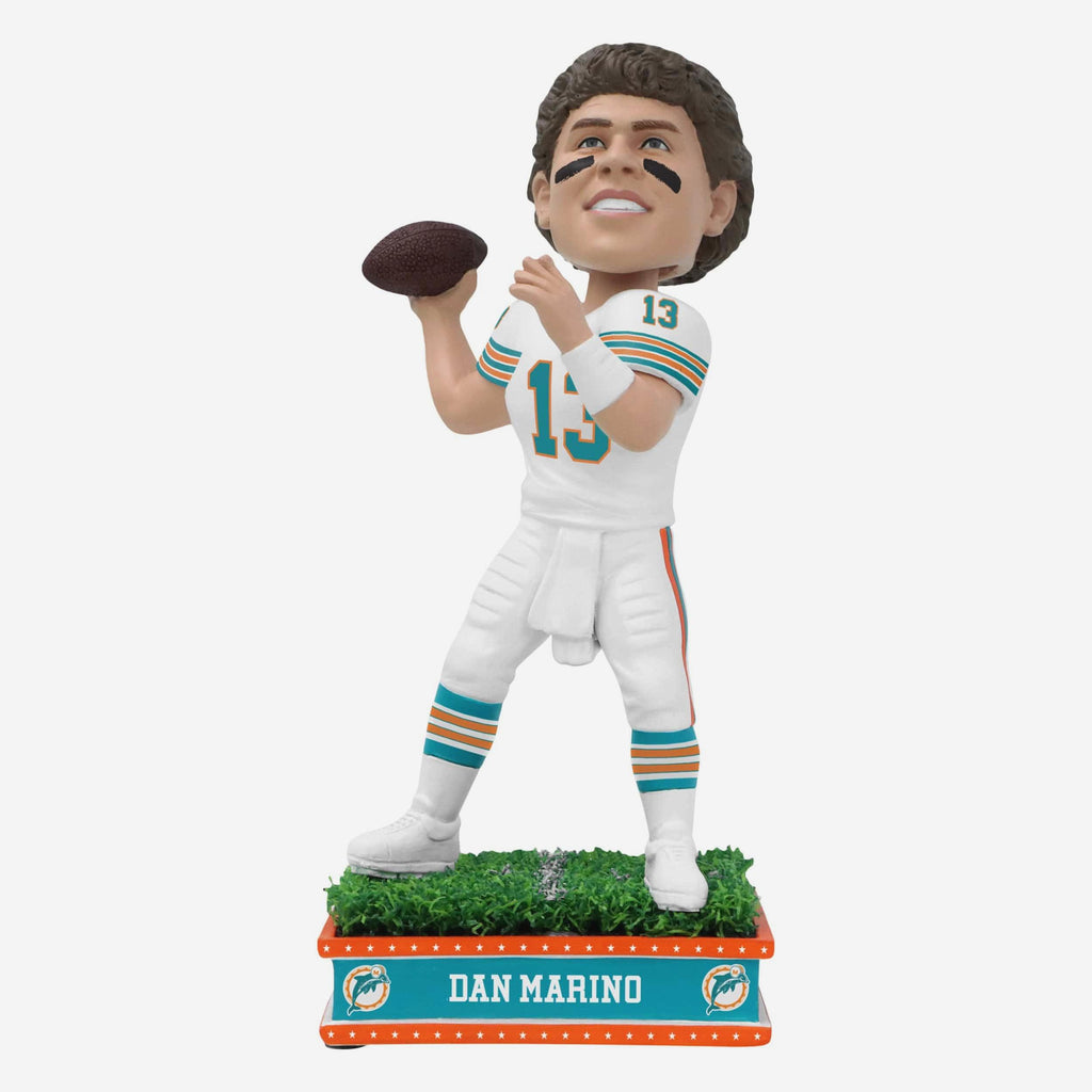 Dan Marino Miami Dolphins Field Star Bobblehead FOCO - FOCO.com
