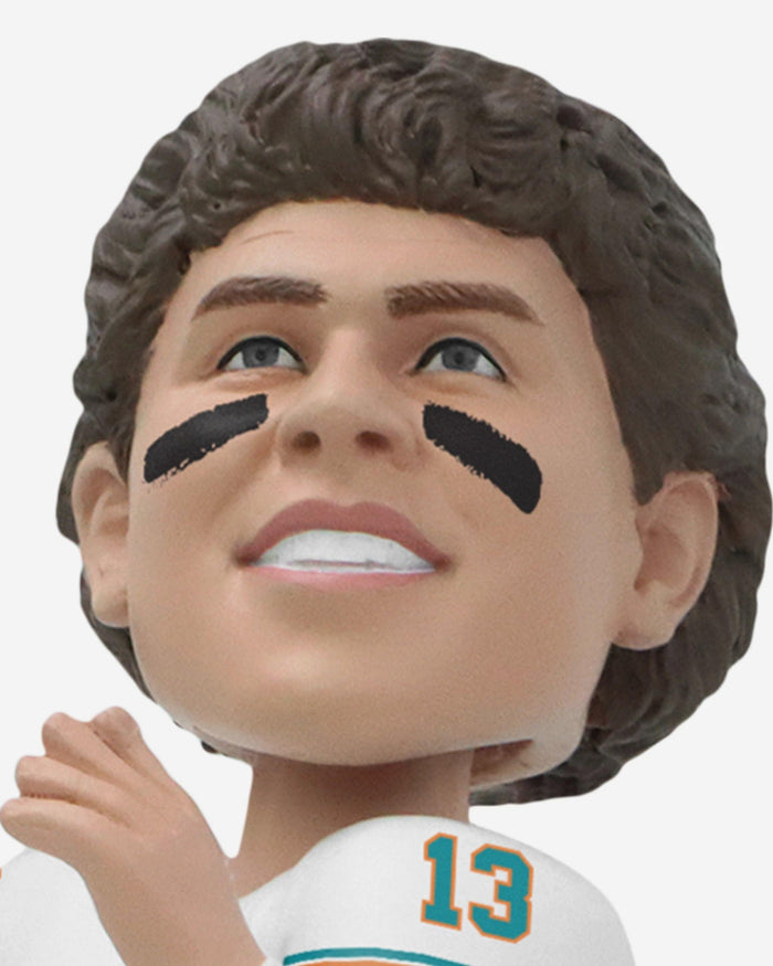 Dan Marino Miami Dolphins Field Star Bobblehead FOCO - FOCO.com