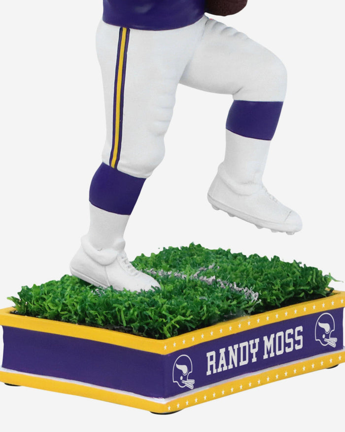 Randy Moss Minnesota Vikings Field Star Bobblehead FOCO - FOCO.com