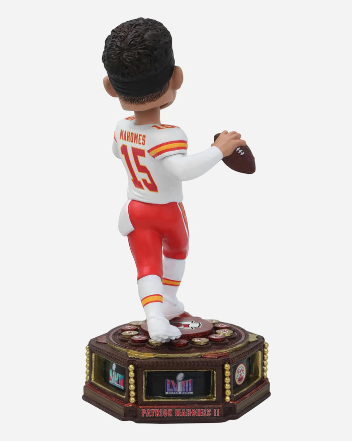 Patrick Mahomes Kansas City Chiefs Patch Collection Bobblehead FOCO - FOCO.com