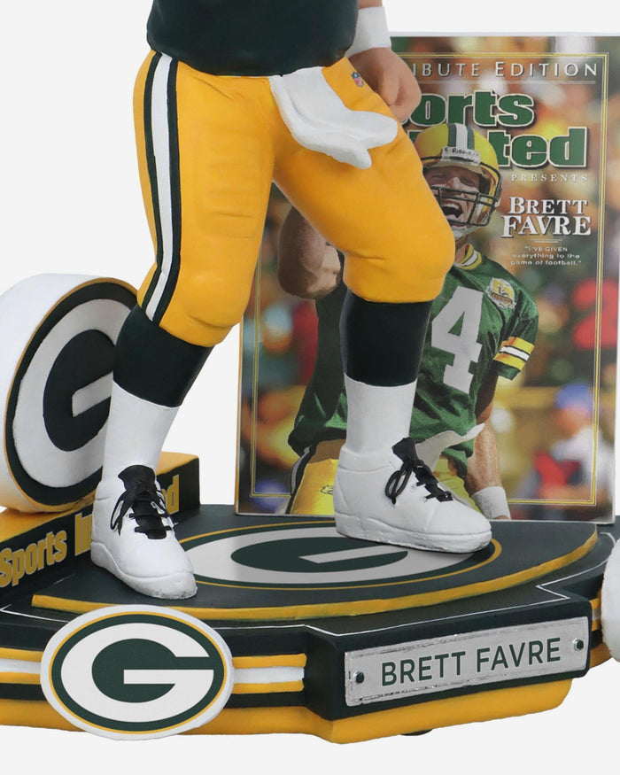 Brett Favre Green Bay Packers Tribute Sports Illustrated Cover Bobblehead FOCO - FOCO.com