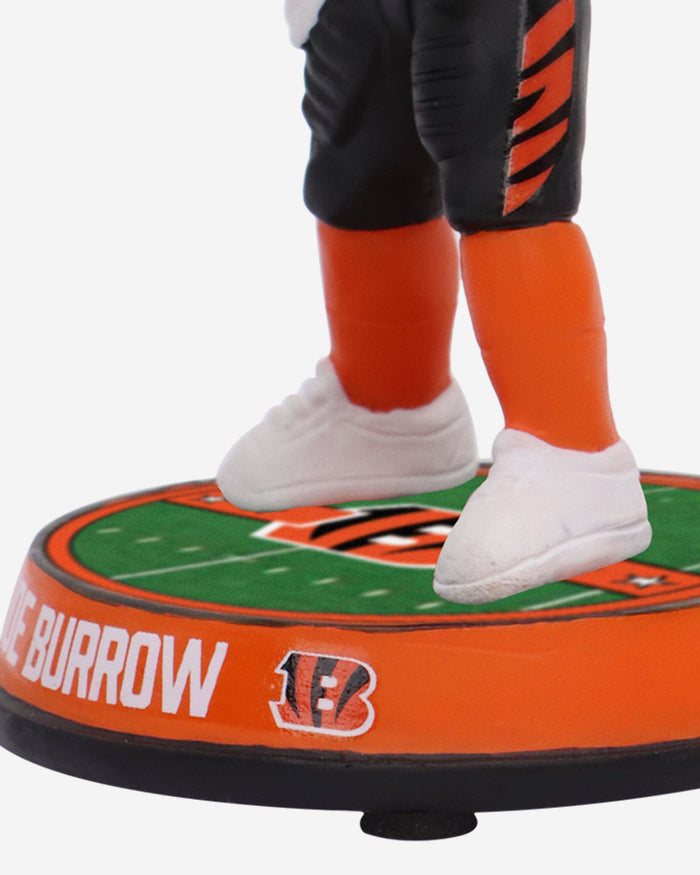 Joe Burrow Cincinnati Bengals Field Stripe Mini Bighead Bobblehead FOCO - FOCO.com