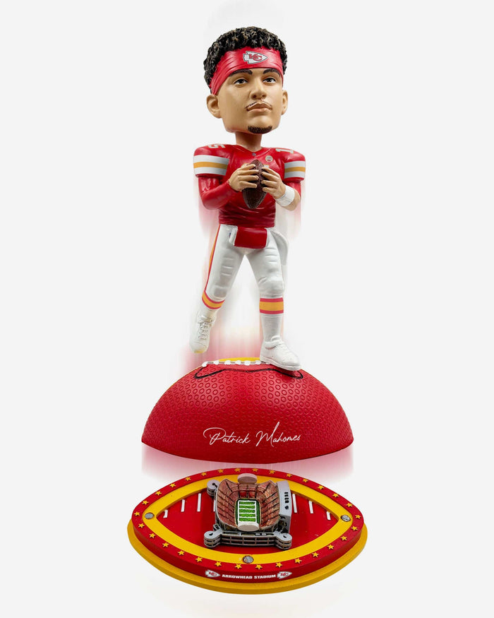 Patrick Mahomes Kansas City Chiefs Magnetic Stadium Base Bobblehead FOCO - FOCO.com