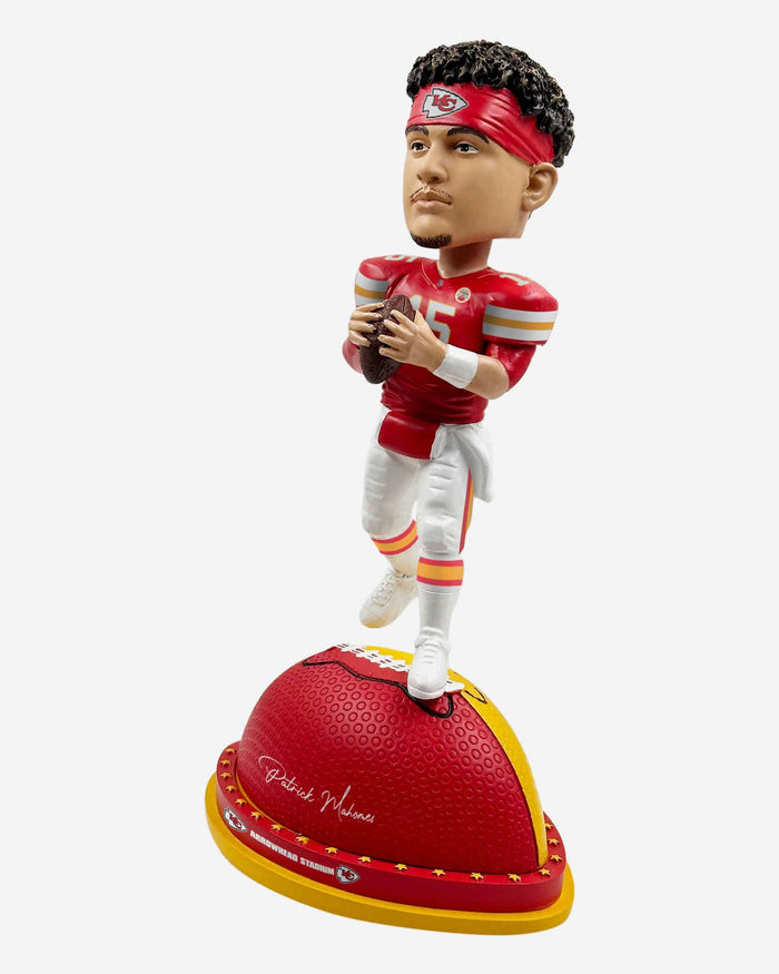 Patrick Mahomes Kansas City Chiefs Magnetic Stadium Base Bobblehead FOCO - FOCO.com