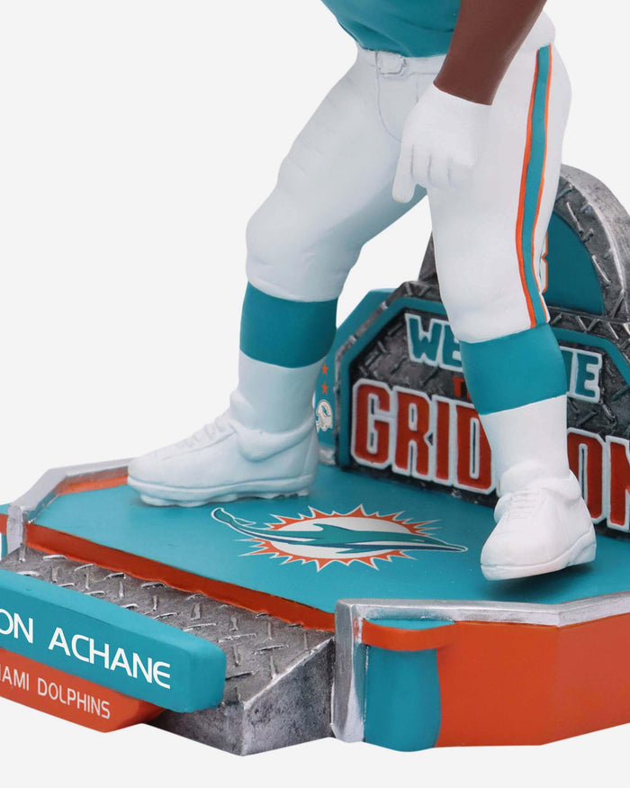 De'Von Achane Miami Dolphins NFL 2023 Rookie Series Bobblehead FOCO - FOCO.com
