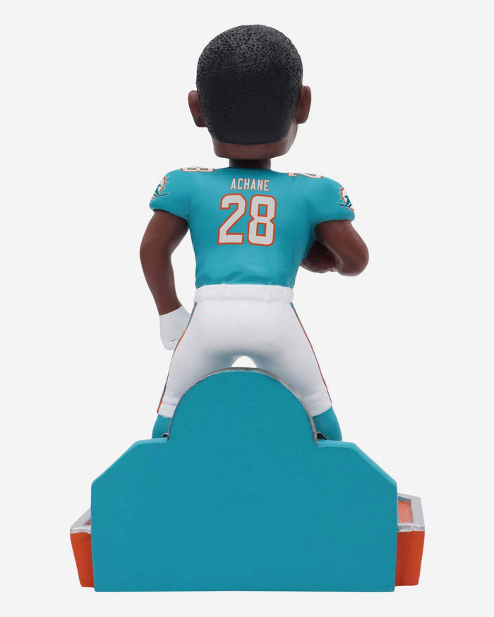 De'Von Achane Miami Dolphins NFL 2023 Rookie Series Bobblehead FOCO - FOCO.com