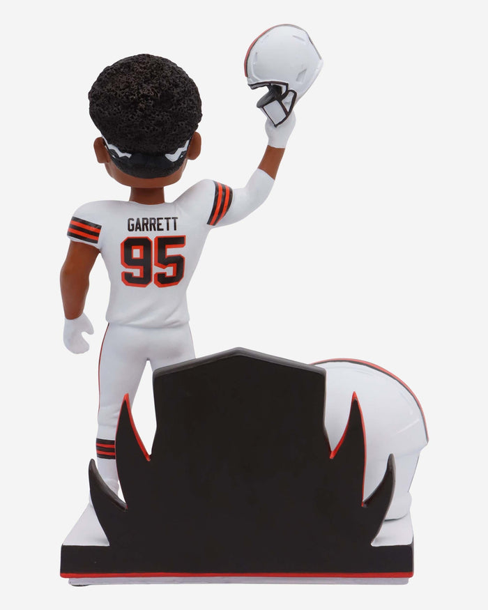 Myles Garrett Cleveland Browns 2023 Alternate Helmet Bobblehead FOCO - FOCO.com