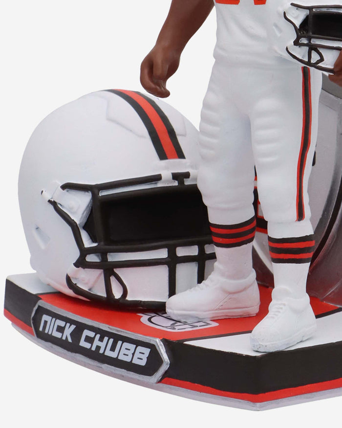 Nick Chubb Cleveland Browns 2023 Alternate Helmet Bobblehead FOCO - FOCO.com