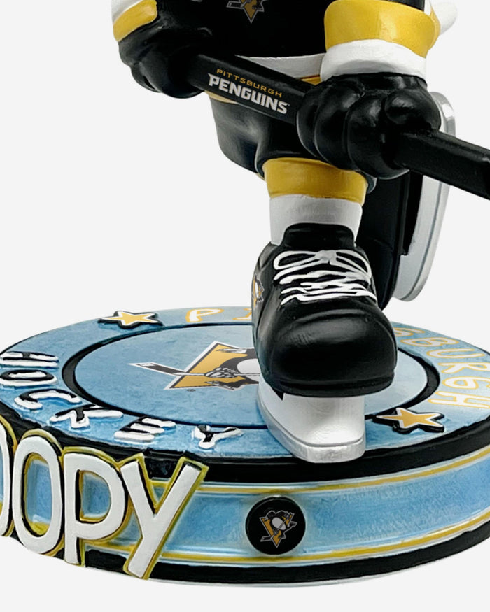 Pittsburgh Penguins Snoopy Peanuts Bighead Bobblehead FOCO - FOCO.com