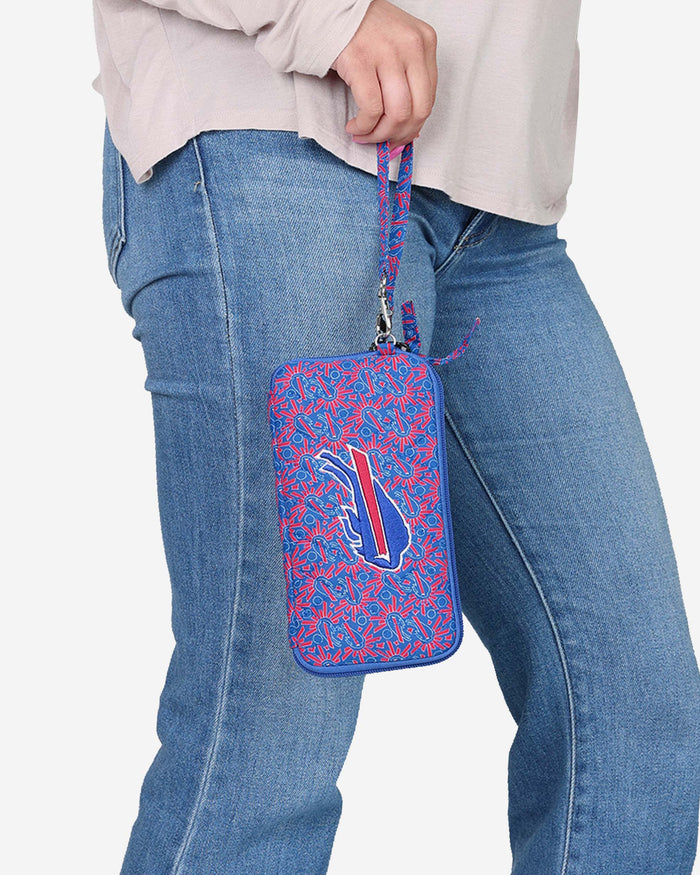 Buffalo Bills Quilted Printed Wristlet FOCO - FOCO.com