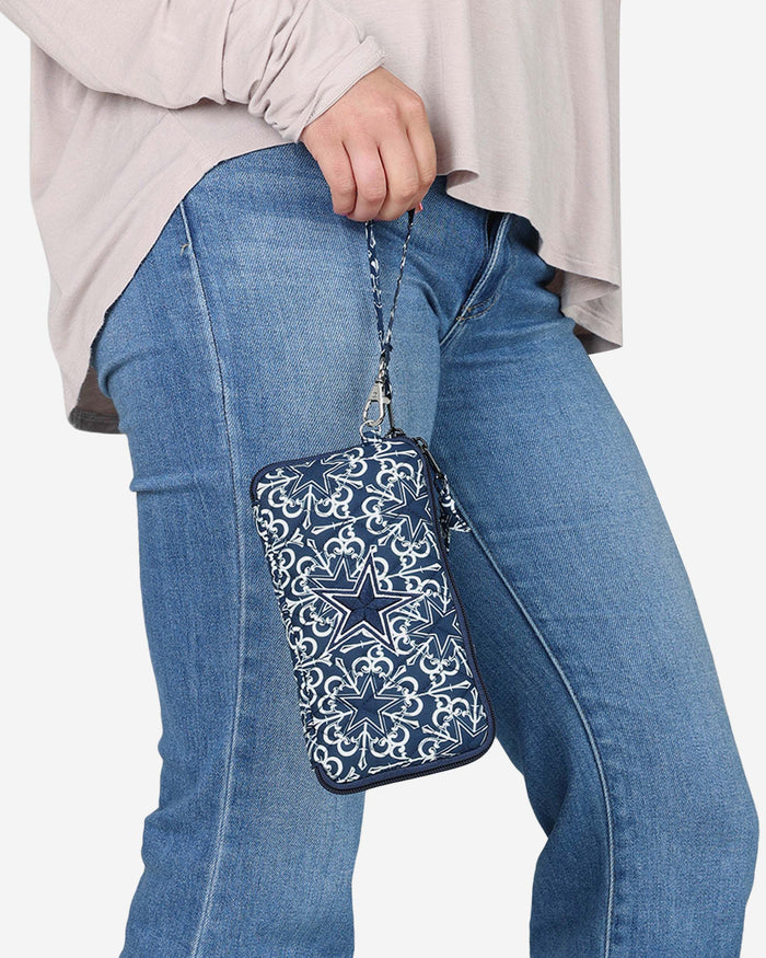 Dallas Cowboys Quilted Printed Wristlet FOCO - FOCO.com