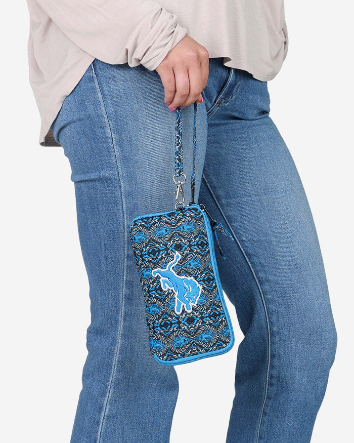 Detroit Lions Quilted Printed Wristlet FOCO - FOCO.com