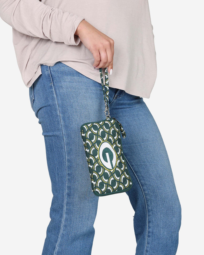 Green Bay Packers Quilted Printed Wristlet FOCO - FOCO.com
