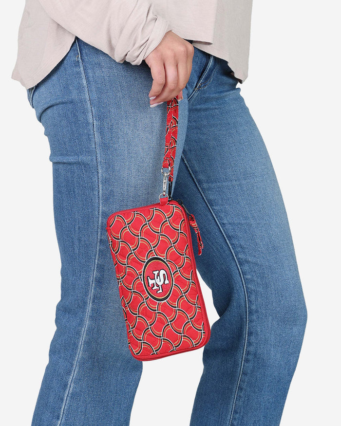 San Francisco 49ers Quilted Printed Wristlet FOCO - FOCO.com