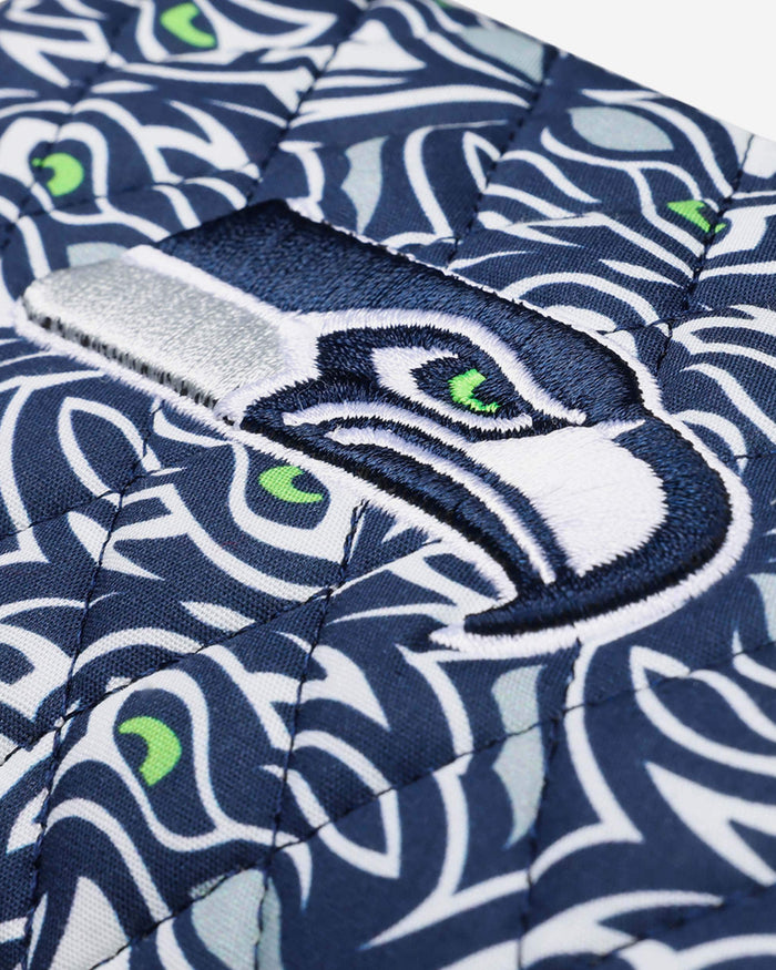 Seattle Seahawks Quilted Printed Wristlet FOCO - FOCO.com