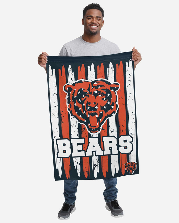 Chicago Bears Brushstroke Americana Vertical Flag FOCO - FOCO.com